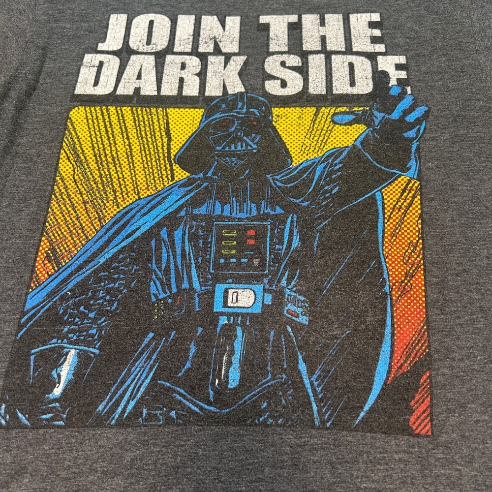 Star Wars T-Shirt Men's  Small (34x25)‎ Gray Join The Dark Side Graphic